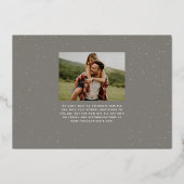 Moderne manuscripttrendy één foto sparen de datum folie uitnodiging (Achterkant)