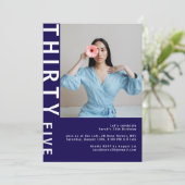 Moderne Marine Blauw 35e verjaardag foto uitnodigi Kaart (Staand voorkant)