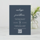 Moderne Marine Blauwe Foto Monogram QR Code Bruilo Kaart (Staand voorkant)