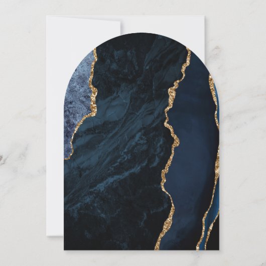 Moderne Marine Blue Agate Script Arch Wedding Kaart (Achterkant)