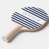 Moderne marineblauw gestreepte aangepaste naam tafeltennisbatje (Voorkant Gekanteld)