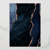 Moderne marineblauw Roos goudbruistoezegging Folie Uitnodiging (Achterkant)