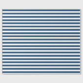 Moderne marineblauwwitte strippatroon cadeaupapier (Vlak)