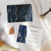 Moderne marinebruinbruistoestel informatiekaartje