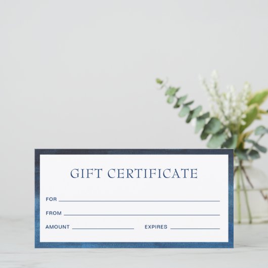 Moderne marinesblauwe business cadeaubon (Staand voorkant)