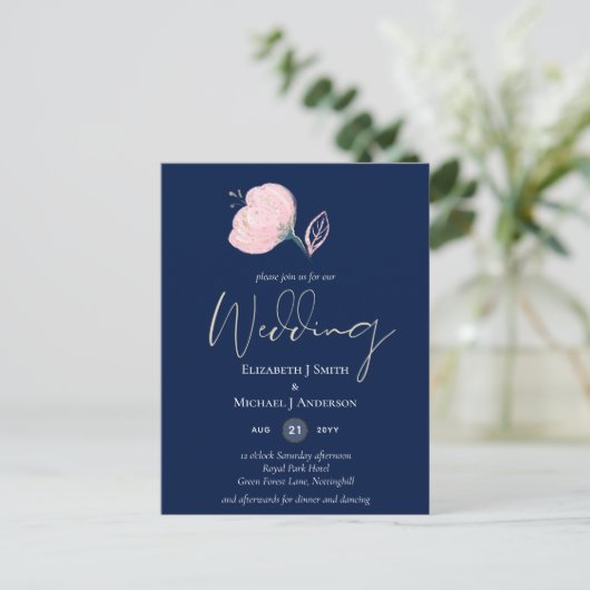 Moderne marinesblauwe roze roze goudweddenschappen briefkaart (Staand voorkant)