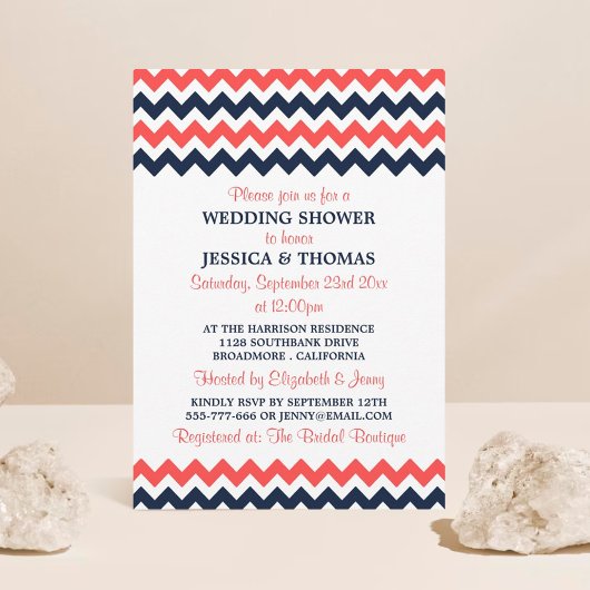 Moderne marineschower en koraal Chevron Wedding Kaart