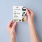 Moderne marketingbureau voor op maat gemaakte logo flyer (Hand)