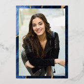 Moderne marmer Blue Marble Graduation Party Gold Folie Uitnodiging (Achterkant)