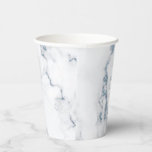 Moderne marmer Glitter Wedding Dusty Blue ID816 Papieren Bekers (Rechts)