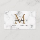 Moderne marmeren gouden vrouwelijk script monogram visitekaartje (Voorkant)