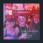 Moderne Masquerade 21e verjaardag foto uitnodiging Magnetische Uitnodiging<br><div class="desc">Modern Masquerade Party - 21st Birthday Party Invitation Magnet - met foto (u kunt de onze gebruiken of vervangen door uw eigen) met strijklichten. We hebben een bleekmiddel fotolaag toegevoegd om te gebruiken als u uw eigen foto gebruikt en deze moet worden verlicht. Getoond met bleeklaag eraf. Personaliseer eenvoudig uw...</div>