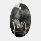 Moderne met de hand gelaatste foto van Joy Faux Go Keramisch Ornament (Links)