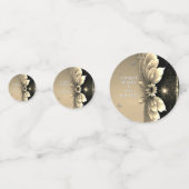 Moderne Metallic Gouden Bloemen Huwelijksuitnodigi Confetti (Voorkanten)