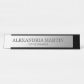 Moderne Metallic Minimal Silver Functietitel Naam Bureau Naambordje (Voorkant)
