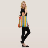 Moderne middeneeuwse strips tote bag (Op model)