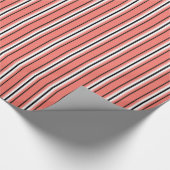 Moderne middenstrepen, koraal, zwart en wit cadeaupapier (Hoek)