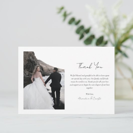 Moderne minieme bruiloft bedankkaart (Staand voorkant)