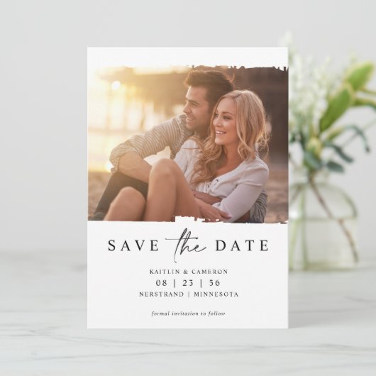 Moderne minieme fotobruiloft bespaart de datum save the date (Staand voorkant)
