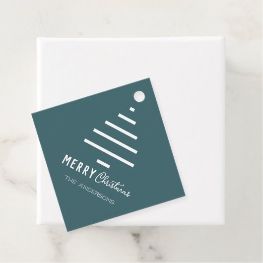 Moderne minieme groene kerstboompijn met prettig k bedankjes labels (In situ)