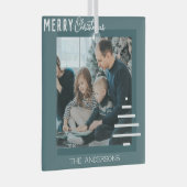 Moderne minieme groene kerstboompijn met prettig k glas ornament (Voorkant Rechts)