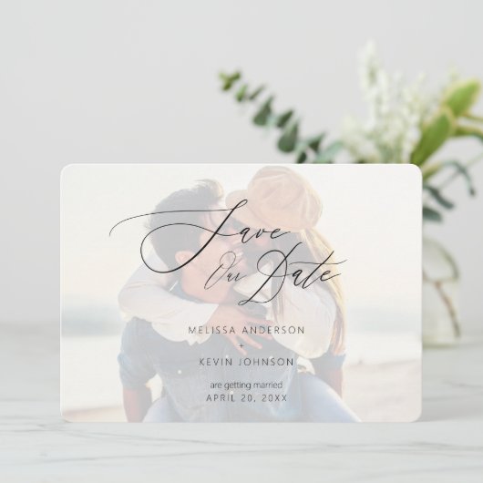 Moderne minieme Typografie van het Manuscript Save The Date (Staand voorkant)