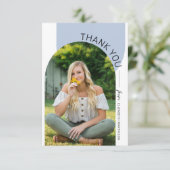 Moderne Minimaal Boog 2 Foto Afstuderen Bedankkaart (Staand voorkant)