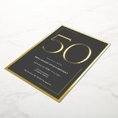 Moderne minimaal elegante 50e verjaardag folie uitnodiging (Gedraaid)