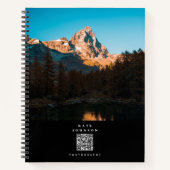 Moderne Minimaal Fotograaf QR-code Social Media Notitieboek (Voorkant)