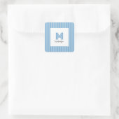Moderne Minimaal Kust Blauw Gestreepte Monogram Vierkante Sticker (Tas)