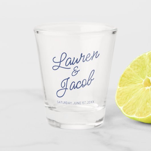 Moderne Minimaal Minimalistische Blauwe Bruiloft Shot Glas (Voorkant)