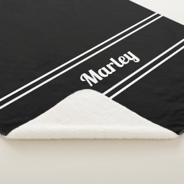 Moderne Minimaal Naam Monogram Gescript Zwart Wit Sherpa Deken