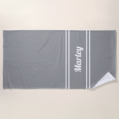 Moderne Minimaal Naam Monogram Script Sjabloon Gri Strandlaken (Voorkant)