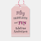 Moderne Minimaal Vijftig Fabulous Roze 50e Verjaar Cadeaulabel (Achterkant)