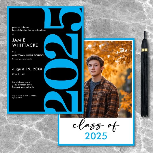 Moderne Minimal Blue Typography Graduation Party Kaart