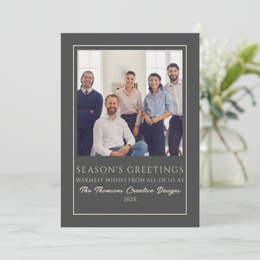 Moderne Minimal Business Team Foto Kerstmis Feestdagenkaart (Staand voorkant)
