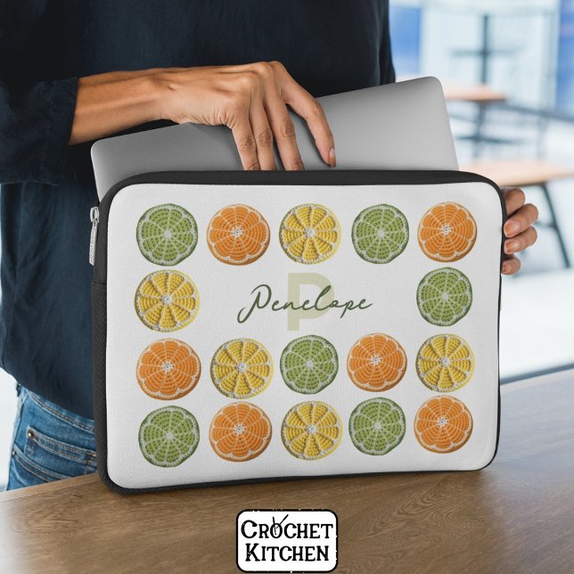 Moderne Minimal Fresh Crochet Citrus Slices Naam Laptop Sleeve (Creator heeft geüpload)