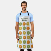 Moderne Minimal Fresh Crochet Citrus Slices Naam Schort (Gedragen)