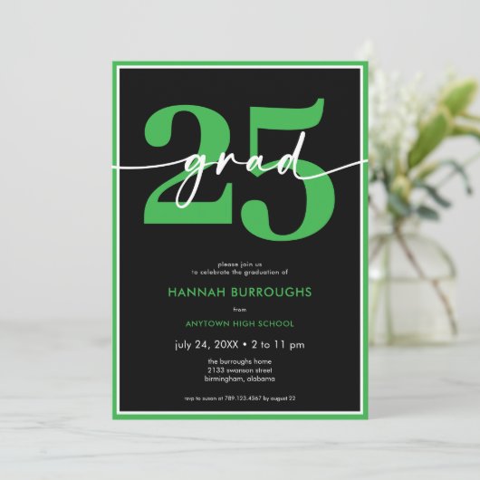 Moderne Minimal Green Script Graduation Party Kaart (Staand voorkant)
