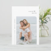 Moderne Minimal Hedendaagse Fotobruiloft Save The Date (Staand voorkant)