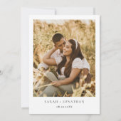 Moderne Minimal Script Save The Date Foto Kaart (Achterkant)