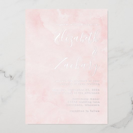 Moderne Minimal Silver Script Blush Pink Wedding Folie Uitnodiging (Voorkant)