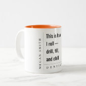 Moderne Minimal Simple Bold Grappig Tandarts Gift Tweekleurige Koffiemok (Voorkant links)