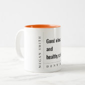 Moderne Minimal Simple Bold Smile Tandarts Gift Tweekleurige Koffiemok (Voorkant links)
