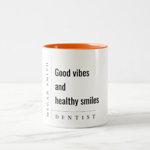 Moderne Minimal Simple Bold Smile Tandarts Gift Tweekleurige Koffiemok