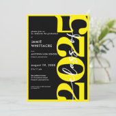 Moderne Minimal Yellow Typography Graduation Party Kaart (Staand voorkant)