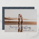 Moderne, minimale 1 foto blauw script kerst folie feestdagenkaart<br><div class="desc">Vrolijk kerstfeest moderne 1 fotokerstkaart. Moderne zwarte,  marineblauw en witte vakantiedag. De tekst van het manuscript met een moderne rand. Met de hand geschilderde polka stip spotty backer. Verander de backerkleur om aan te passen.</div>