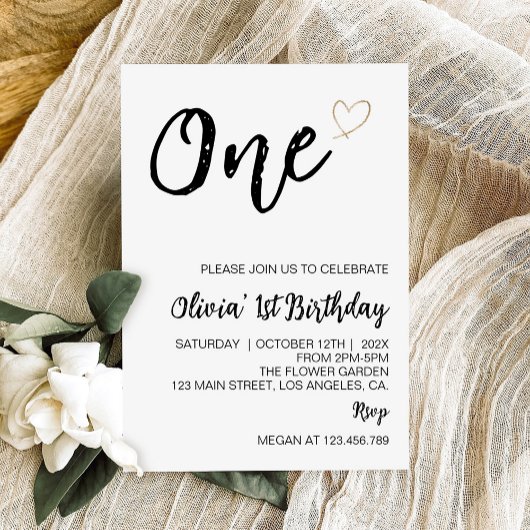 Moderne minimale 1e verjaardag foto uitnodiging