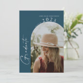 Moderne minimale 2-fotomarineblauw Graduation Part Kaart (Staand voorkant)