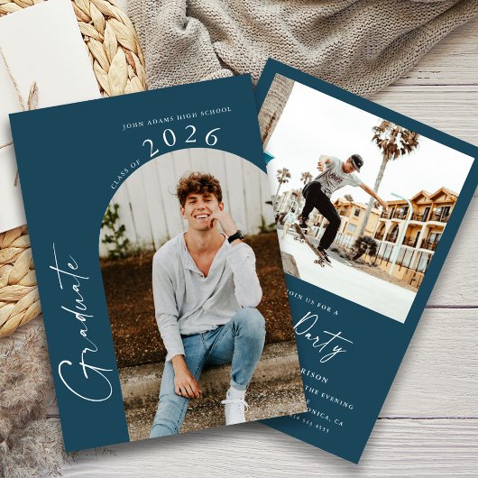 Moderne minimale 2-fotomarineblauw Graduation Part Kaart